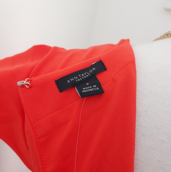 (SOLD) Ann Taylor Coral Ruffle Short Sleeve Plunge Belted Tie Waist Romper - Picture 8 of 8